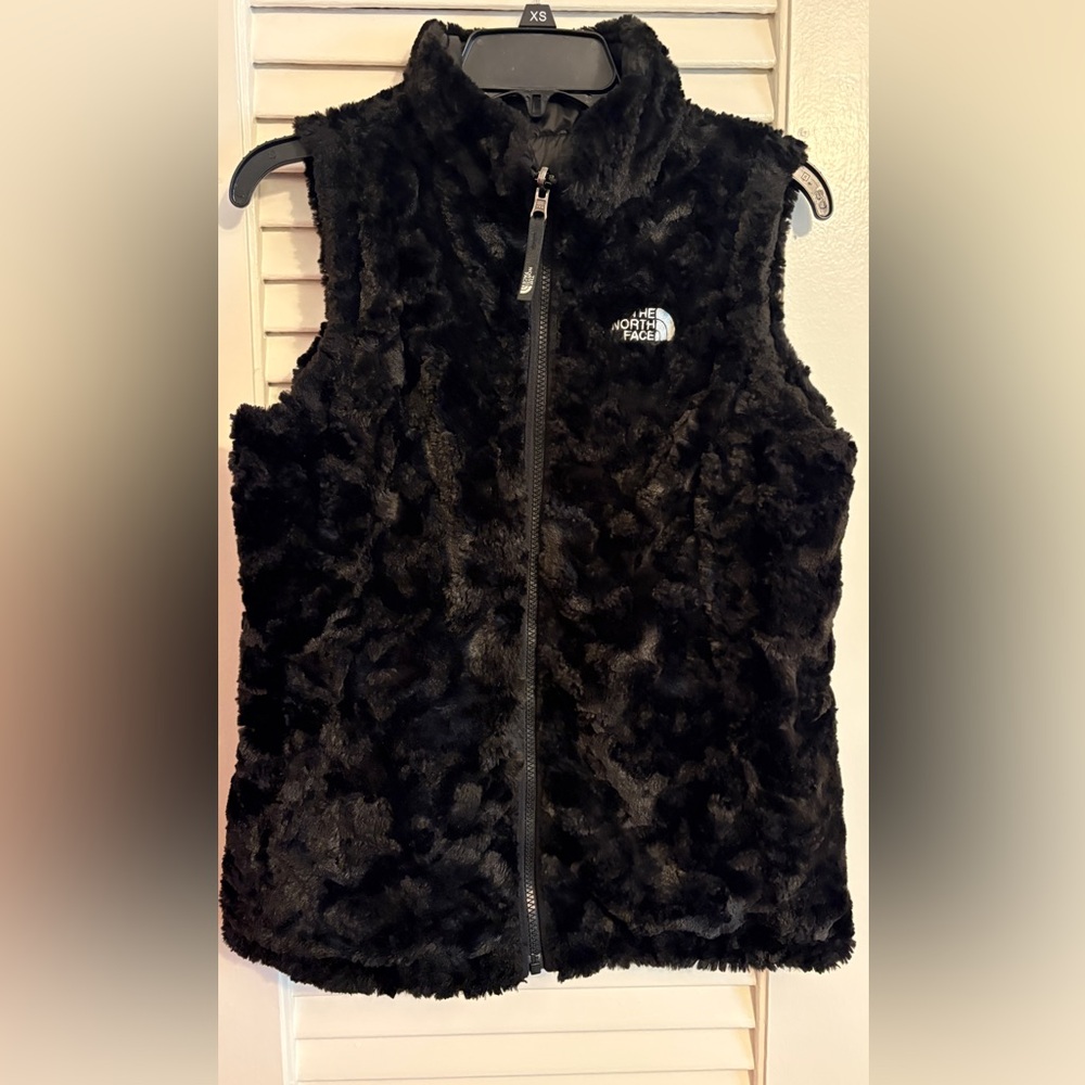 The North Face Kids Black Quilted Vest/reversible